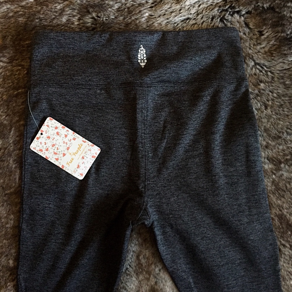 🆕 FP Movement Moss Jersey Halo Leggings - Picture 3 of 6
